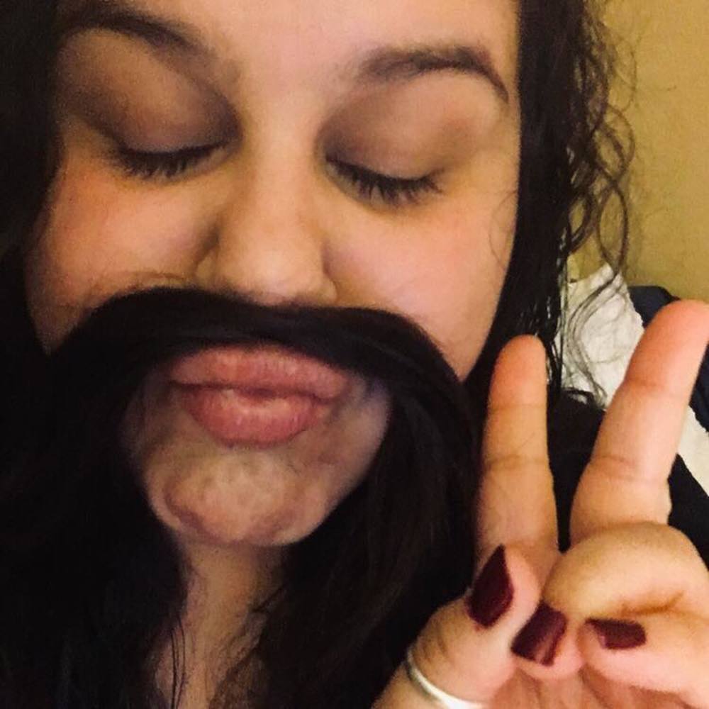 Meet your Posher, Ana